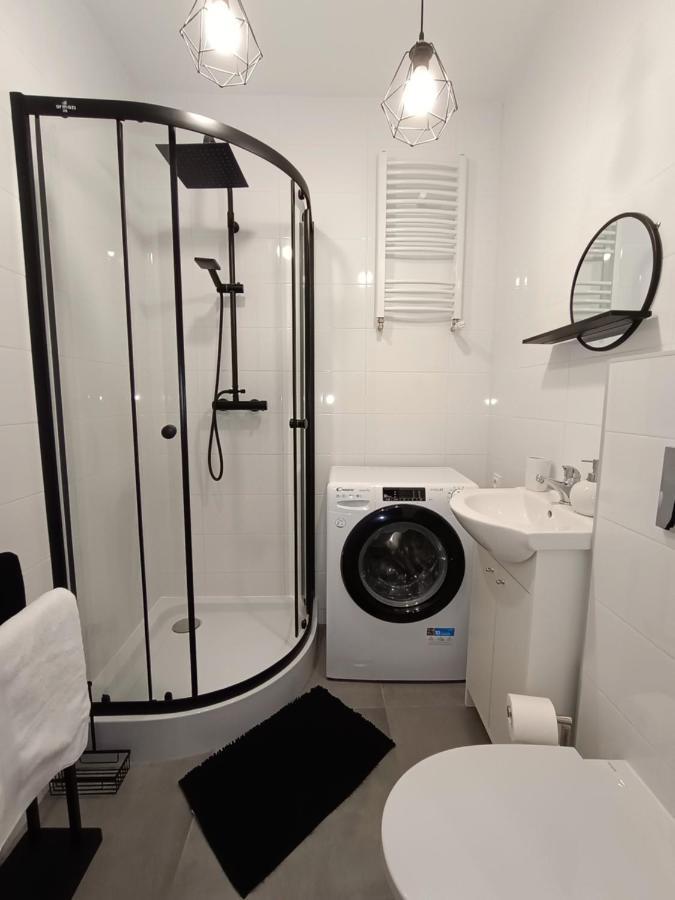 Bursztynowy Apartament タルノフスキェ・グルィ エクステリア 写真
