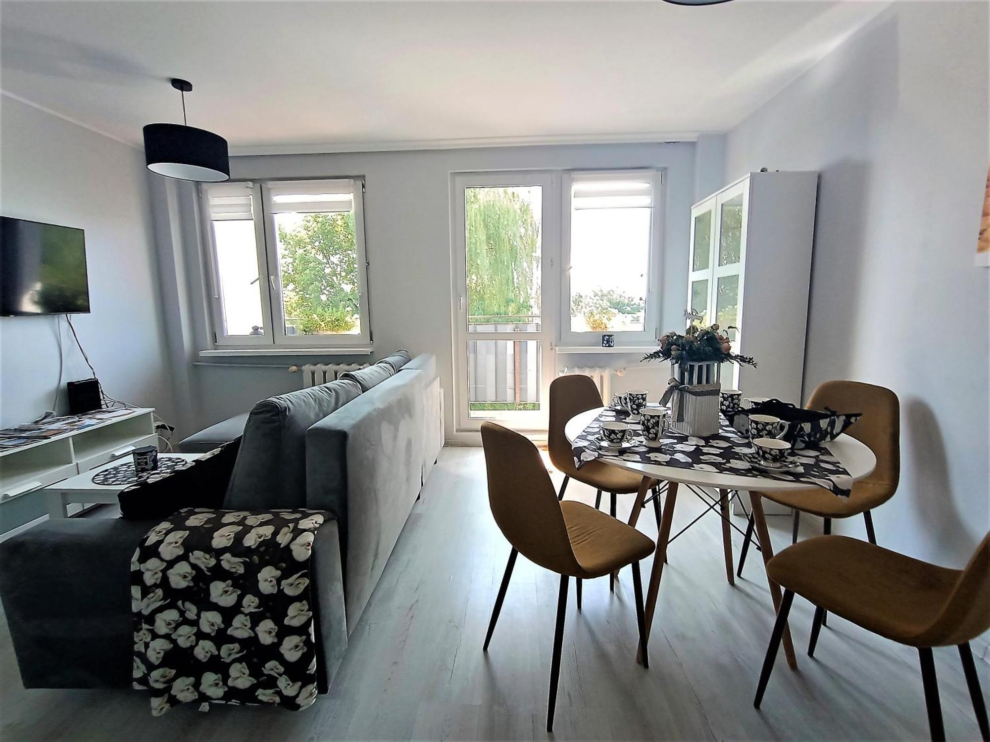 Bursztynowy Apartament タルノフスキェ・グルィ エクステリア 写真